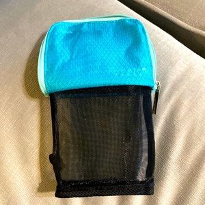 Mead Five Star Stand and Store Self Standing Pencil Pouch